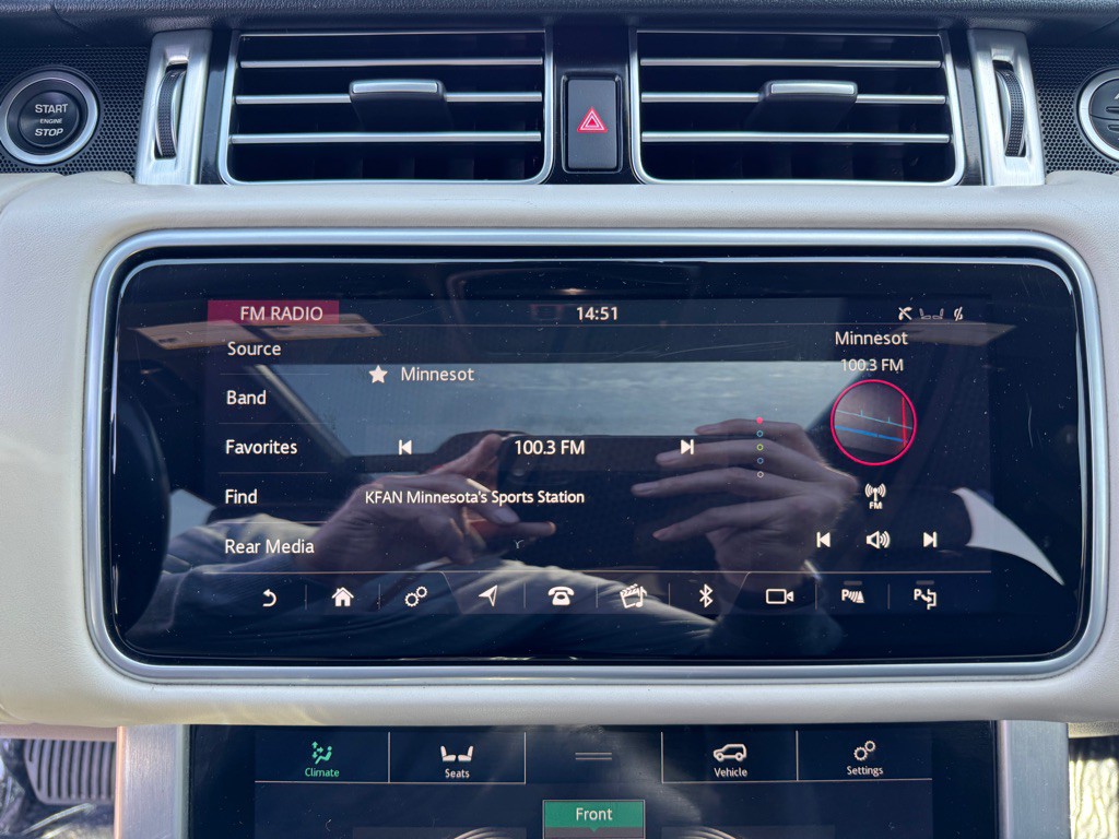 2018 Land Rover Range Rover Image 56