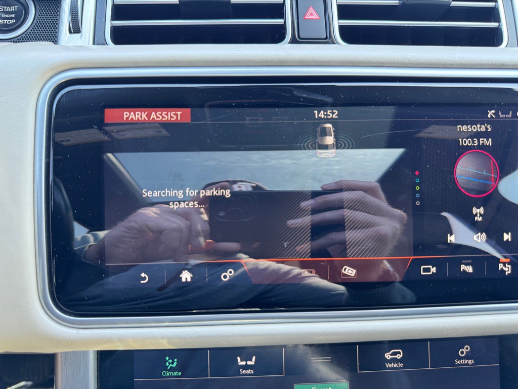 2018 Land Rover Range Rover Image 62
