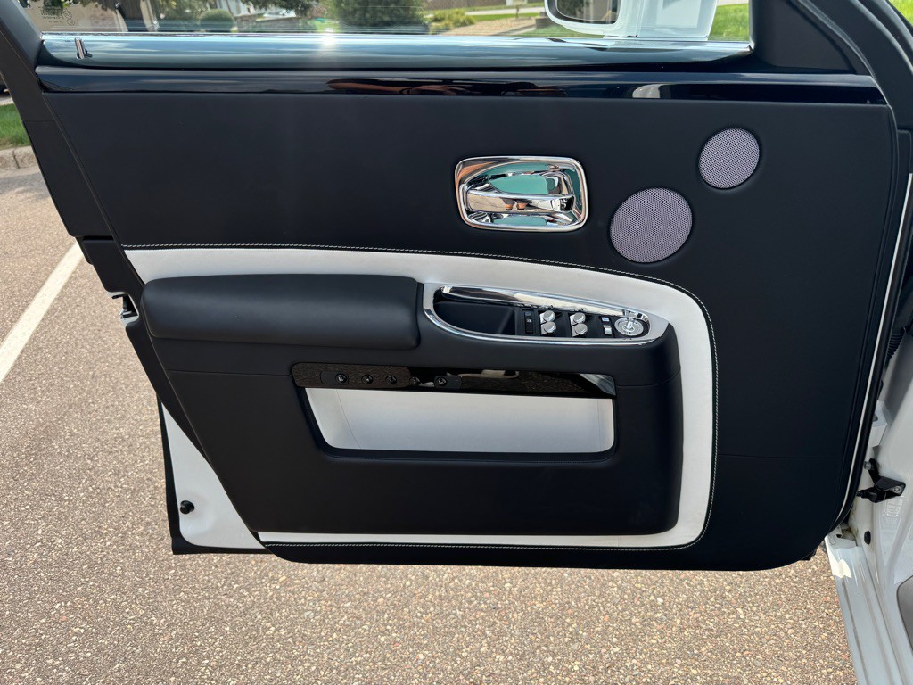2020 Rolls-Royce Ghost Image 22