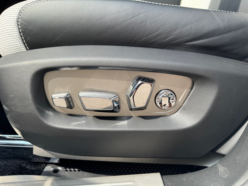 2020 Rolls-Royce Ghost Image 24