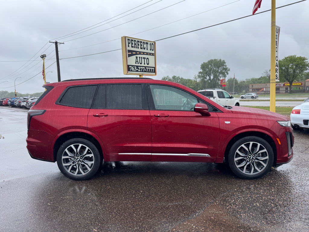 2021 Cadillac XT6 Image 4