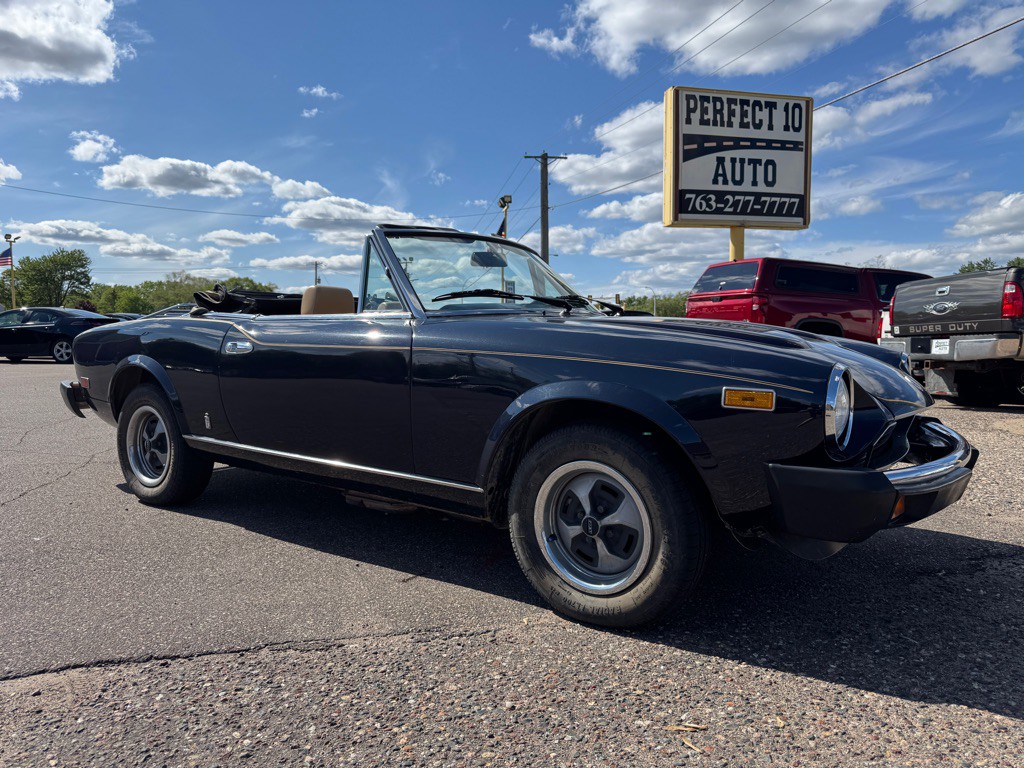 1979 FIAT 2000 Image 2