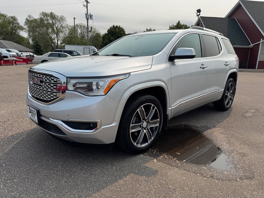 2017 GMC Acadia Image 14