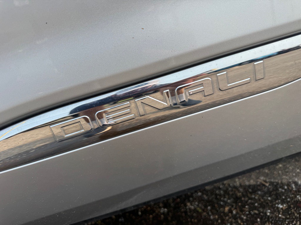 2017 GMC Acadia Image 20