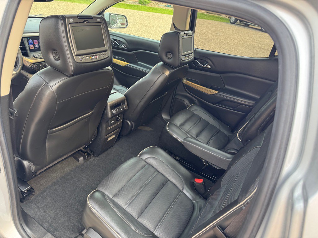2017 GMC Acadia Image 29
