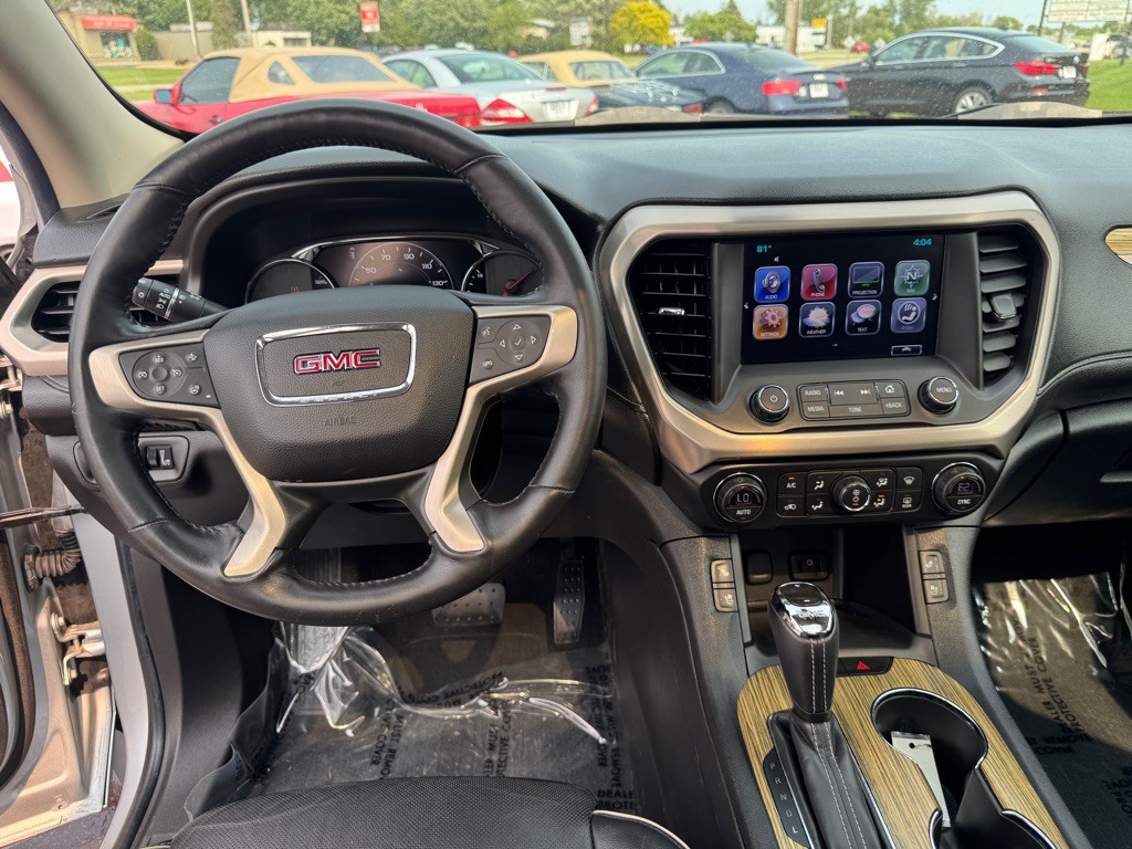 2017 GMC Acadia Image 46
