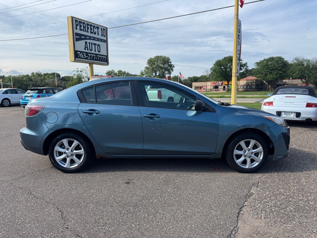 2010 Mazda Mazda3 Image 3