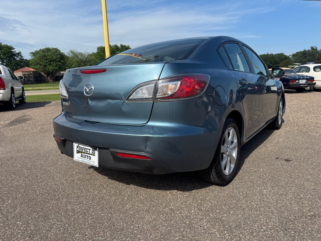 2010 Mazda Mazda3 Image 5