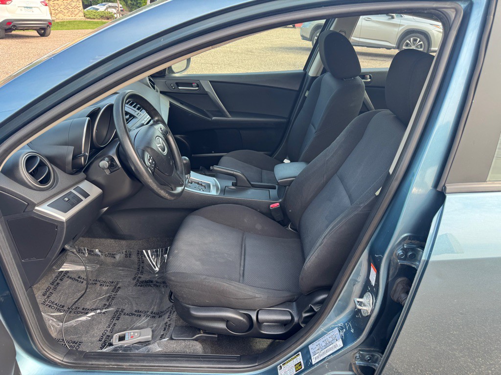 2010 Mazda Mazda3 Image 15