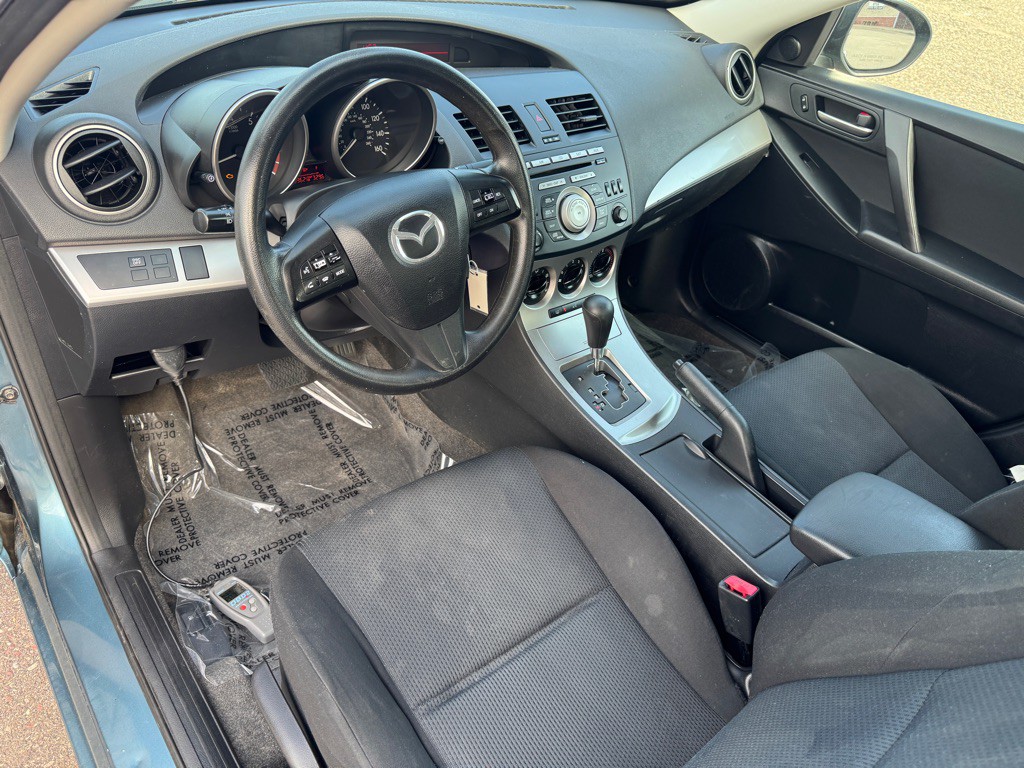 2010 Mazda Mazda3 Image 16