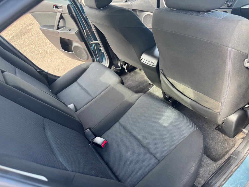 2010 Mazda Mazda3 Image 22