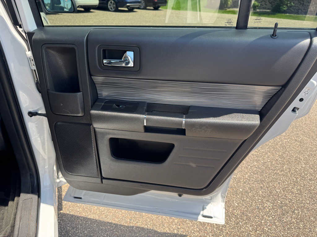 2018 Ford Flex Image 32