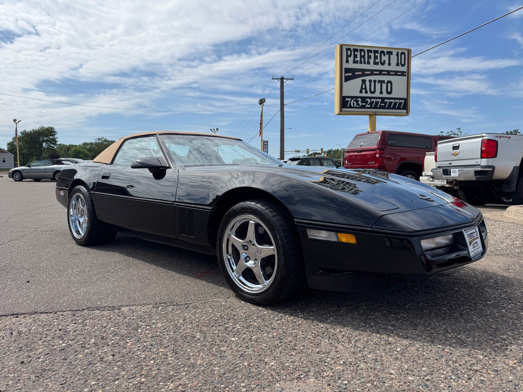 1988 Chevrolet Corvette Image 2
