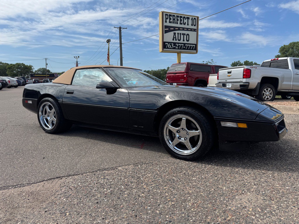 1988 Chevrolet Corvette Image 3