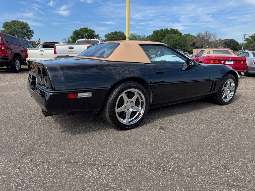 1988 Chevrolet Corvette Image 5