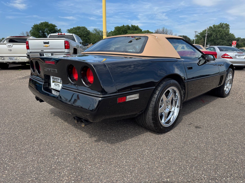 1988 Chevrolet Corvette Image 6