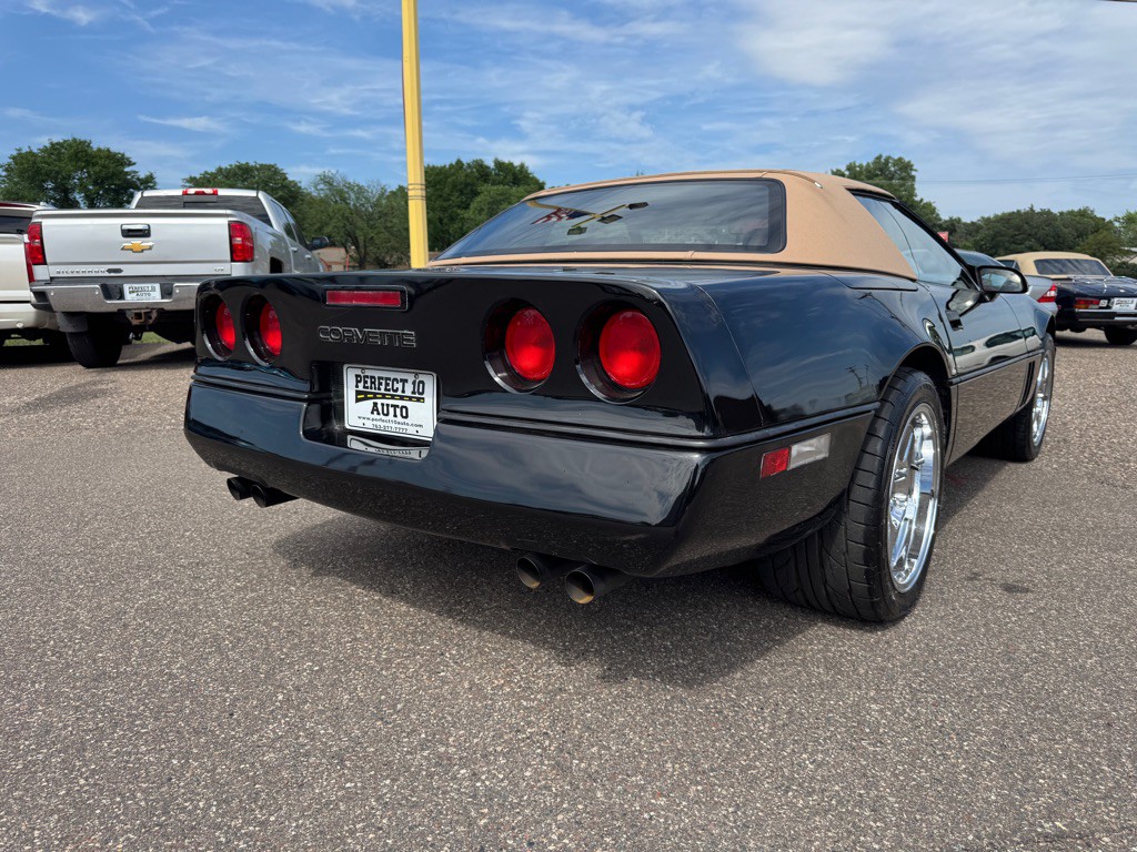 1988 Chevrolet Corvette Image 7