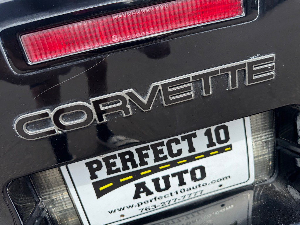 1988 Chevrolet Corvette Image 17