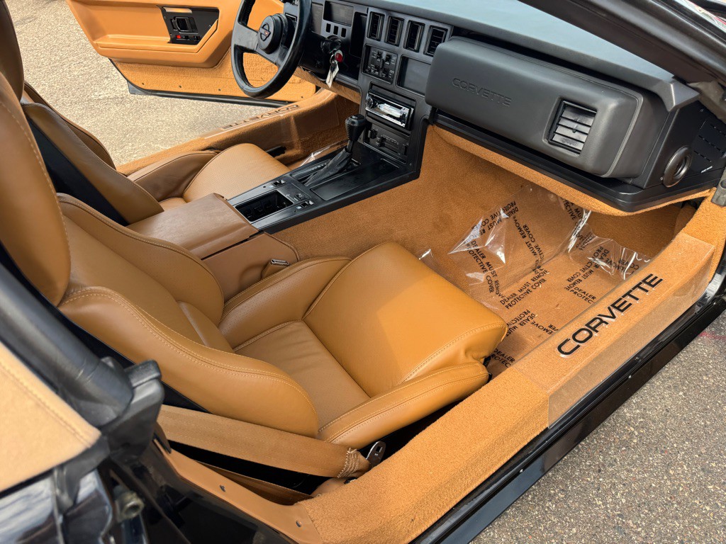 1988 Chevrolet Corvette Image 26