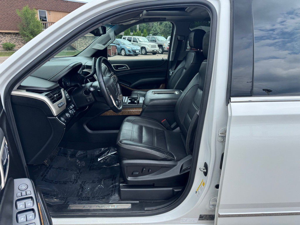 2020 GMC Yukon Image 20