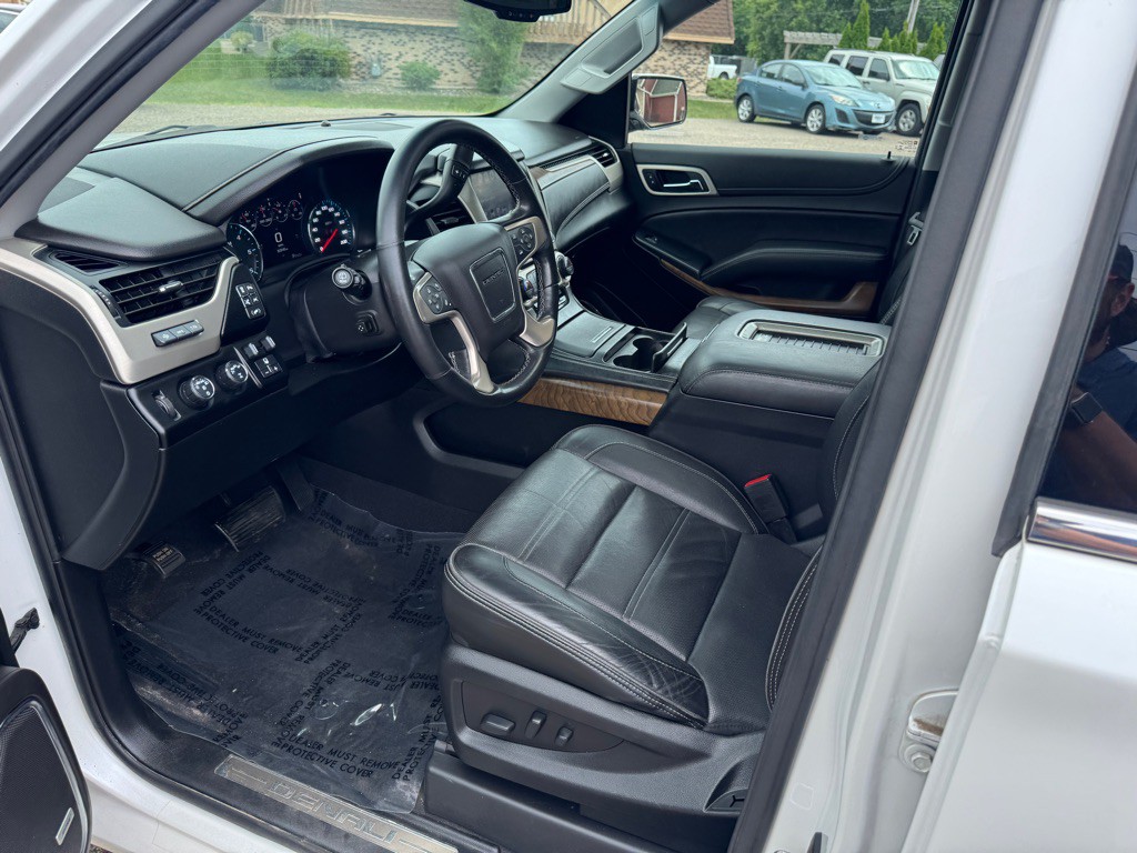 2020 GMC Yukon Image 21