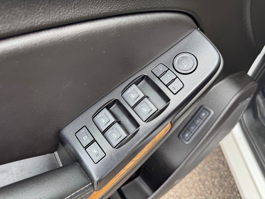 2020 GMC Yukon Image 24