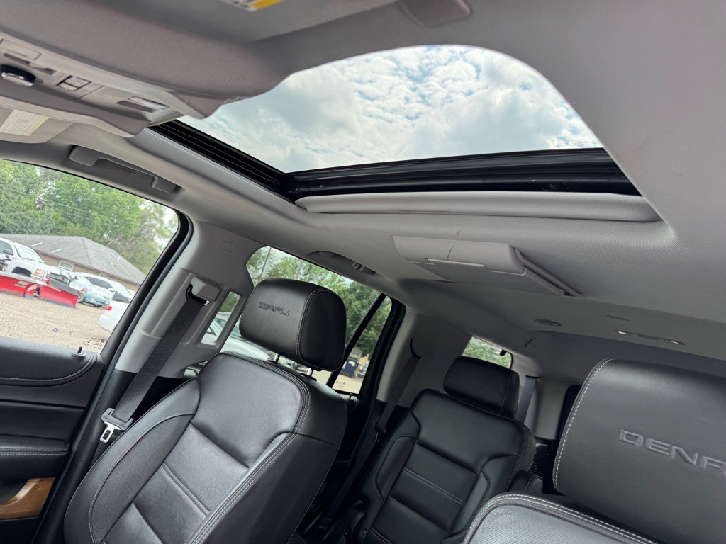 2020 GMC Yukon Image 46