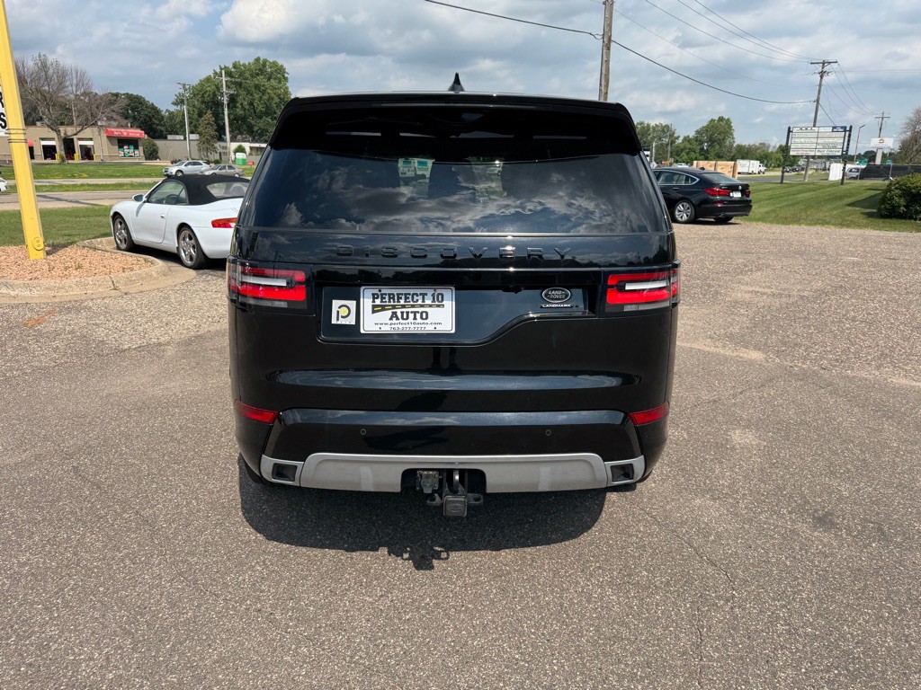 2020 Land Rover Discovery Image 8