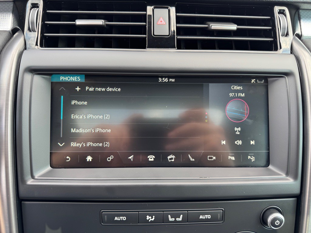 2020 Land Rover Discovery Image 49