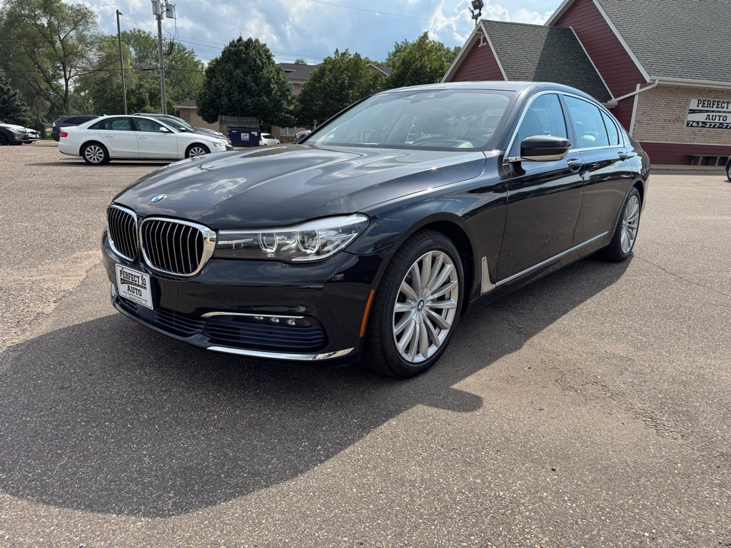 2017 BMW 7 Series Image 14