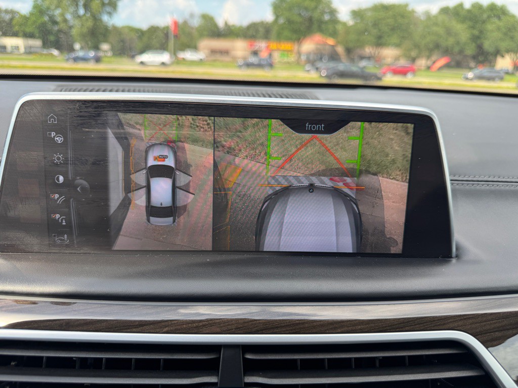 2017 BMW 7 Series Image 52