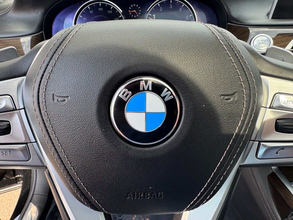2017 BMW 7 Series Image 58