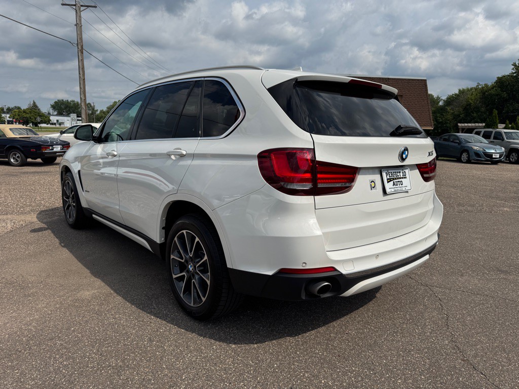 2017 BMW X5 Image 9