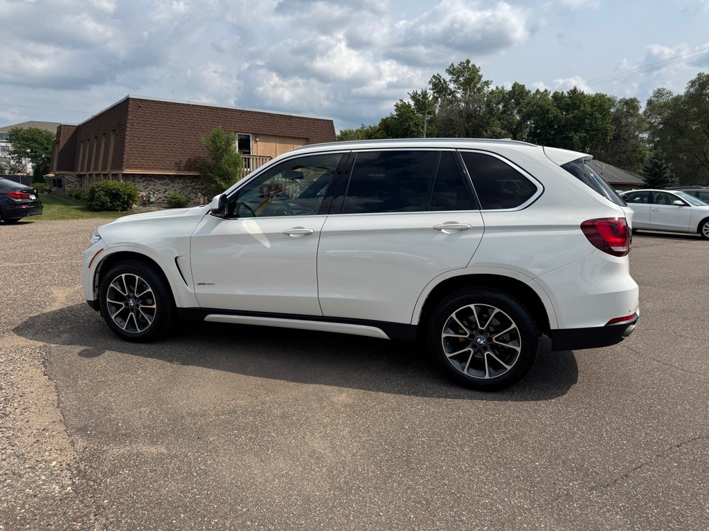 2017 BMW X5 Image 11