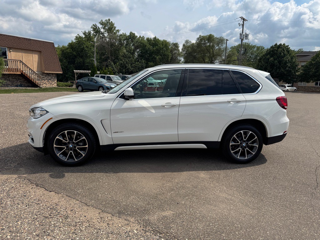 2017 BMW X5 Image 12