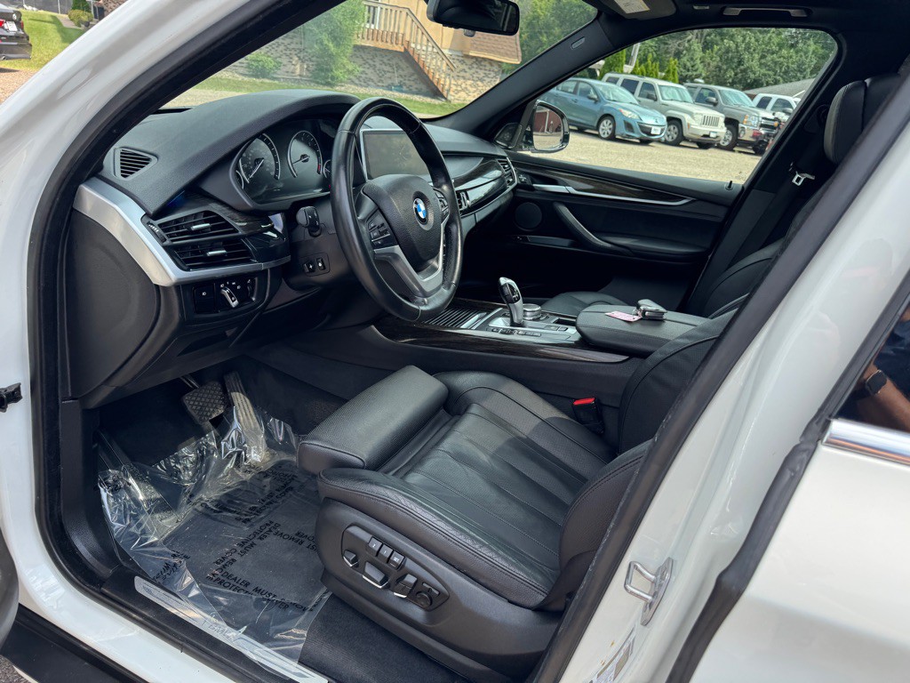2017 BMW X5 Image 21