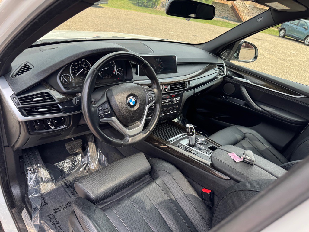 2017 BMW X5 Image 22