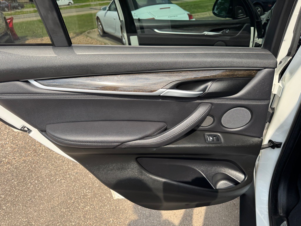 2017 BMW X5 Image 29