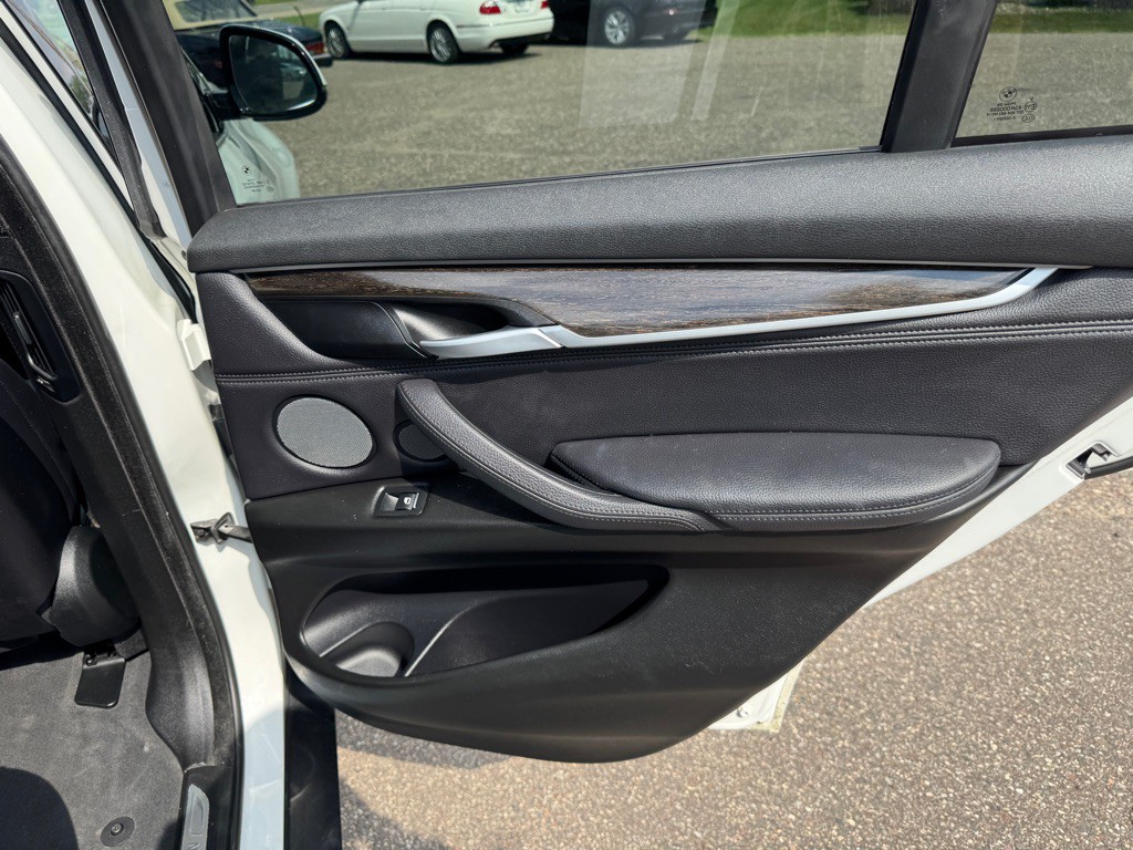 2017 BMW X5 Image 35