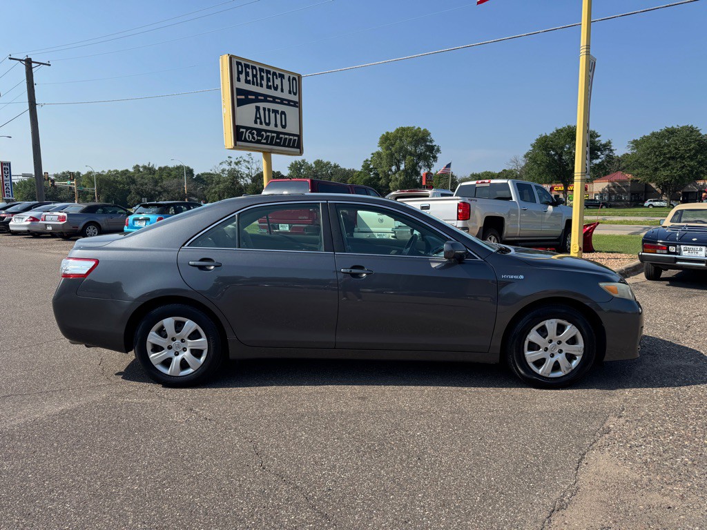 2011 Toyota Camry Image 4