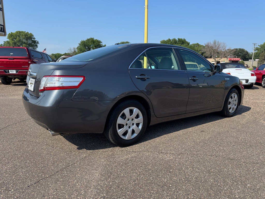 2011 Toyota Camry Image 5