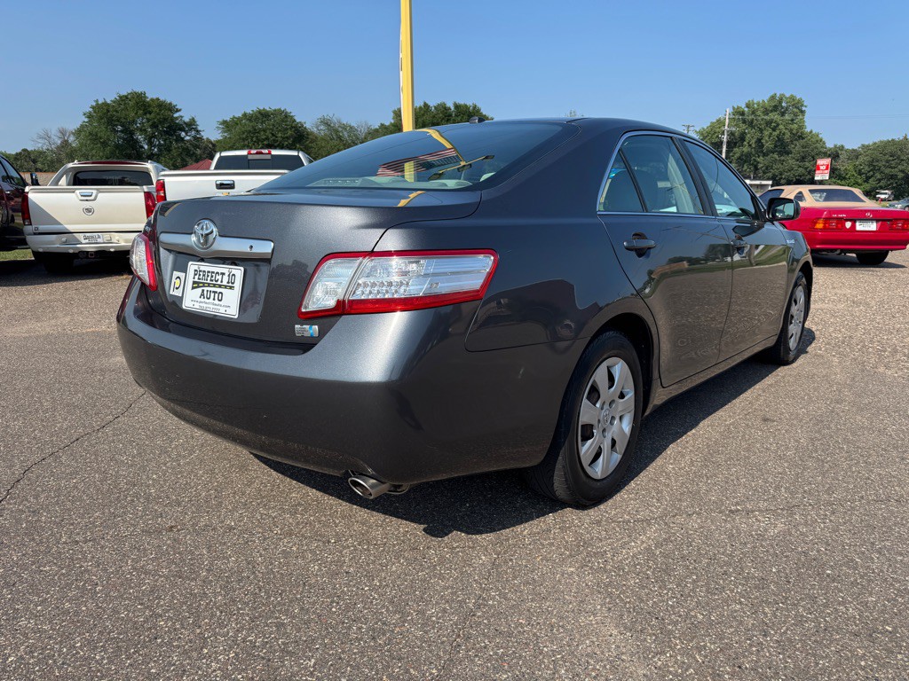 2011 Toyota Camry Image 6