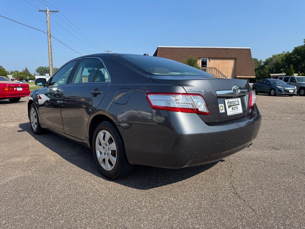 2011 Toyota Camry Image 9