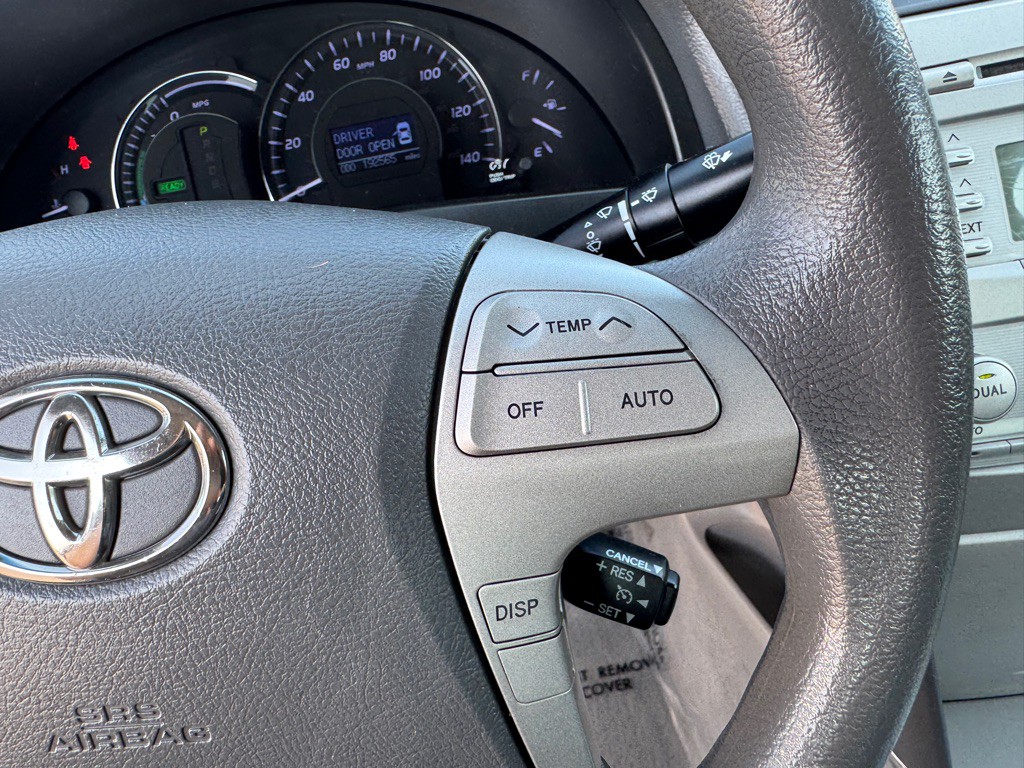 2011 Toyota Camry Image 43