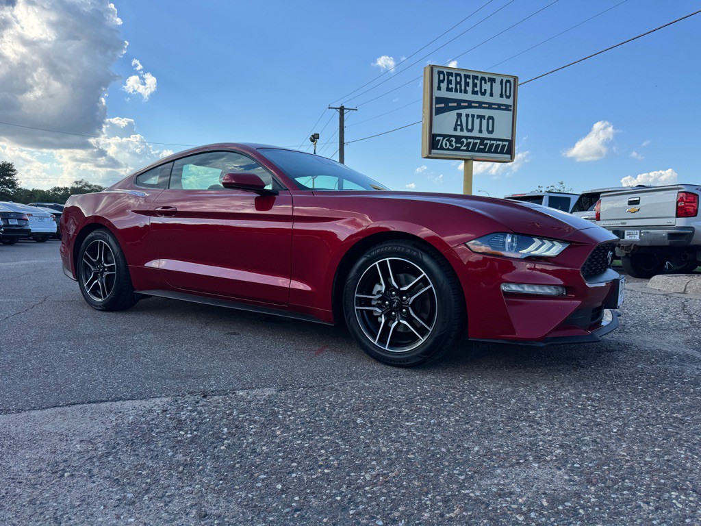 2022 Ford Mustang Image 2