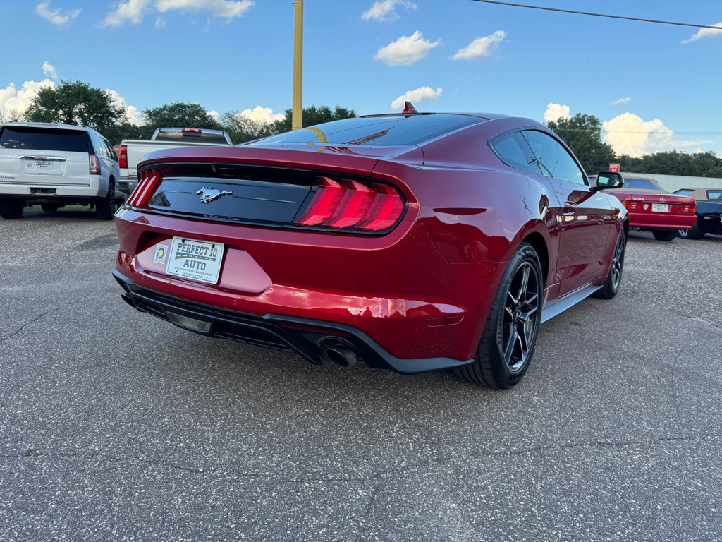 2022 Ford Mustang Image 5