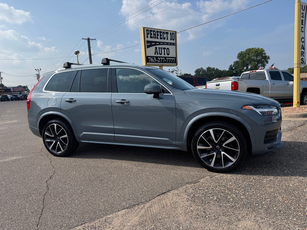 2020 Volvo XC90 Image 3
