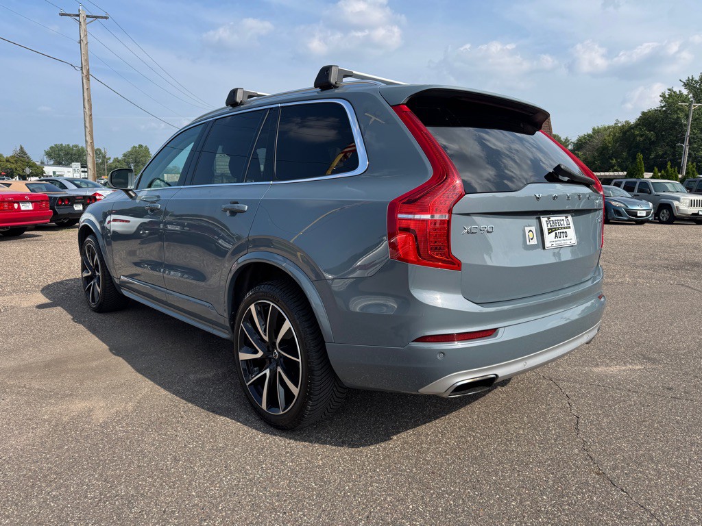2020 Volvo XC90 Image 9