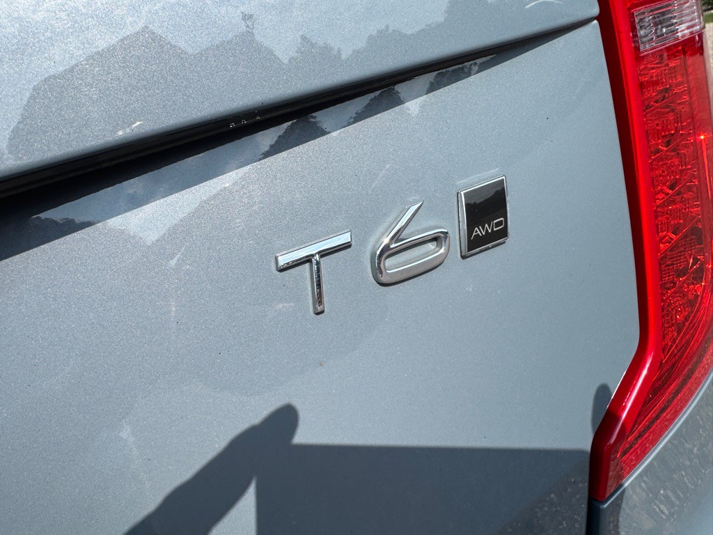 2020 Volvo XC90 Image 19