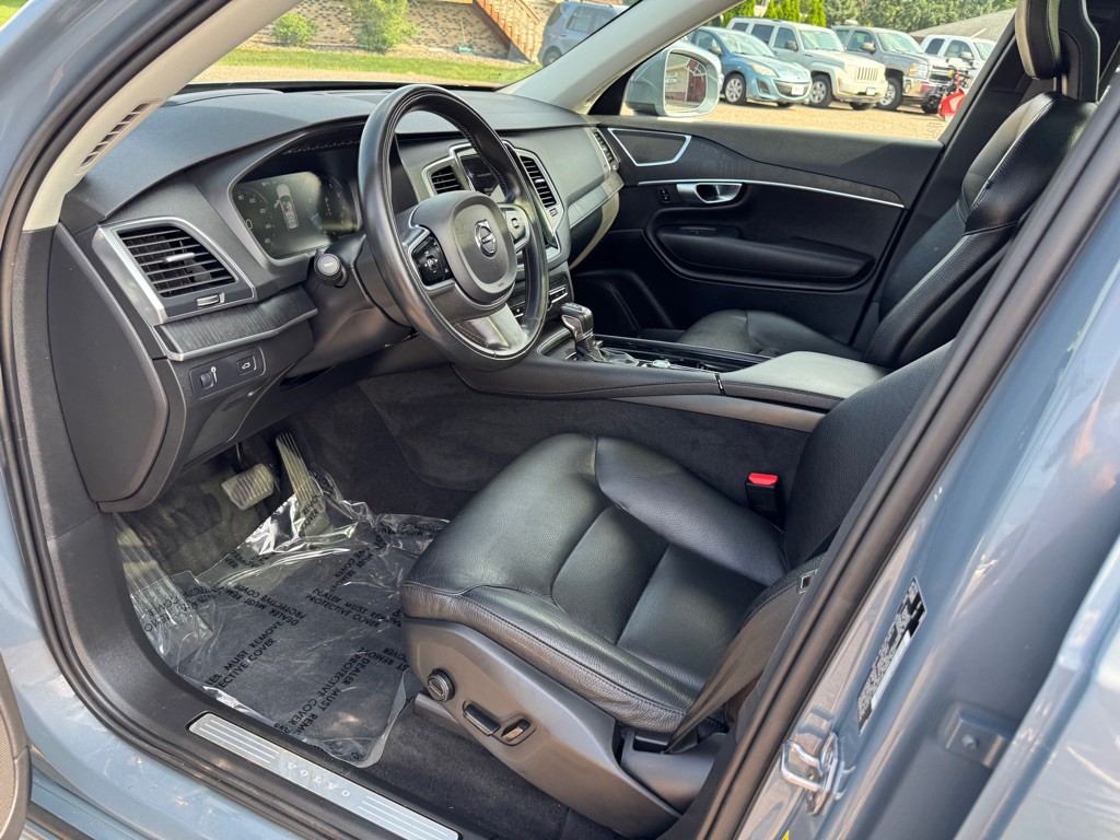 2020 Volvo XC90 Image 21